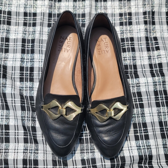 2/$20 Naturalizer Flats - Picture 1 of 6